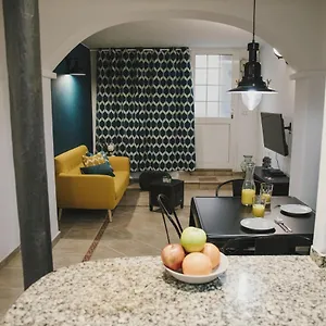 https://bbarcelona-parallel-apartment.catalonia-hotels.com